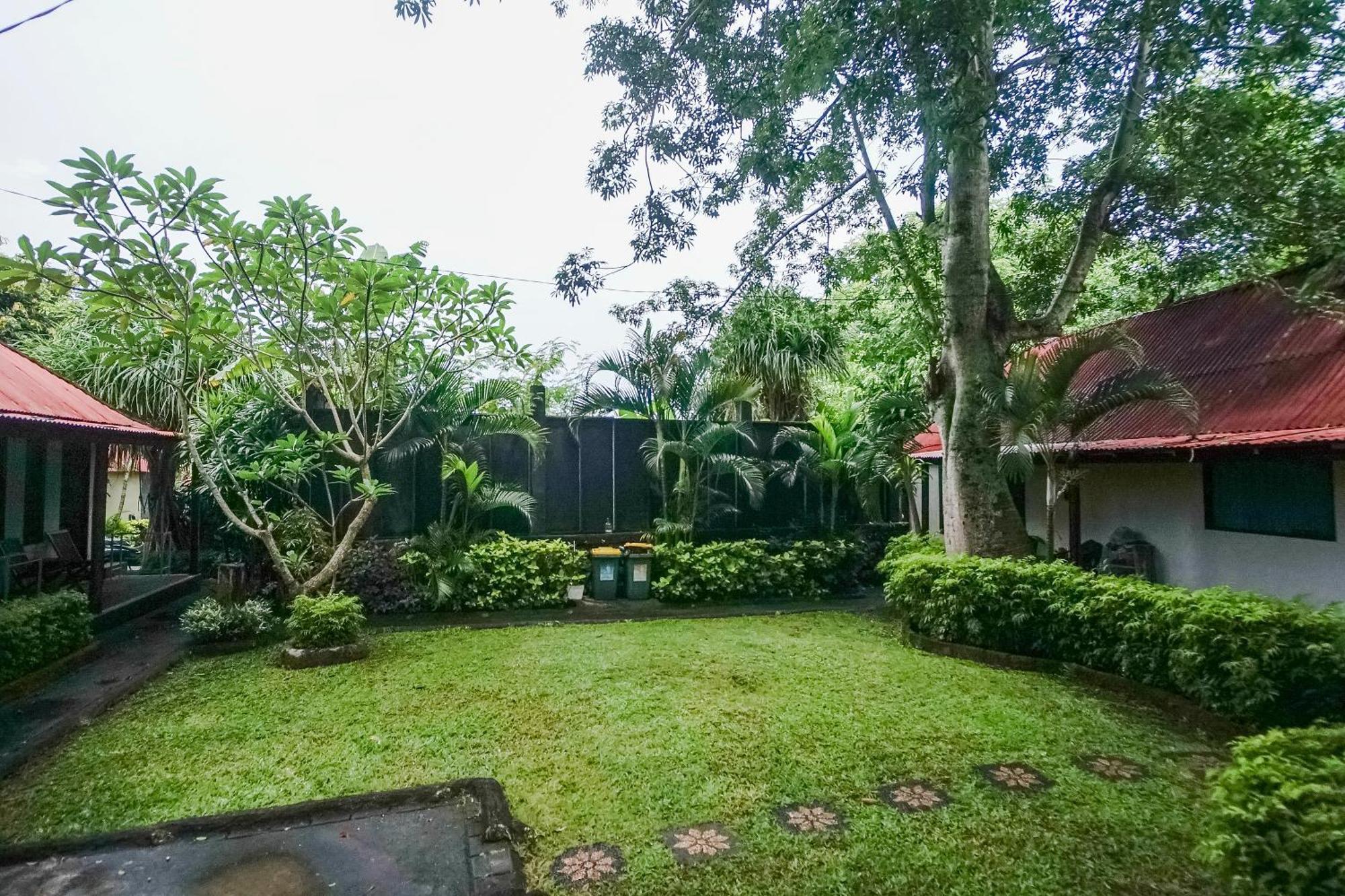 Готель Kampung 168 Джимбаран Екстер'єр фото